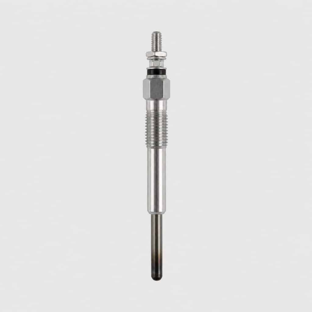 Bougie de préchauffage diesel 1.5 présentée seule sur fond neutre